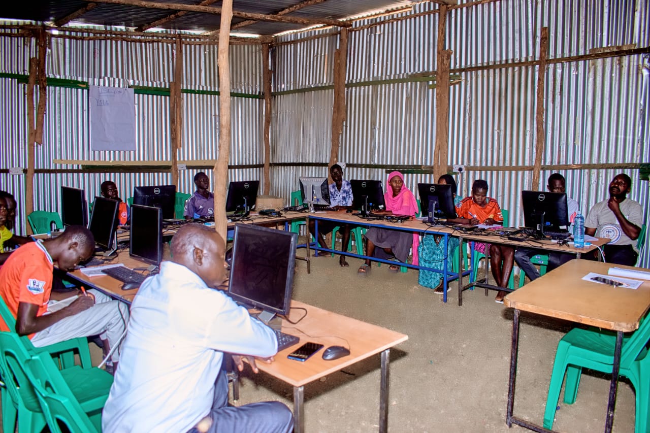 Students at computers in ISEC classroom